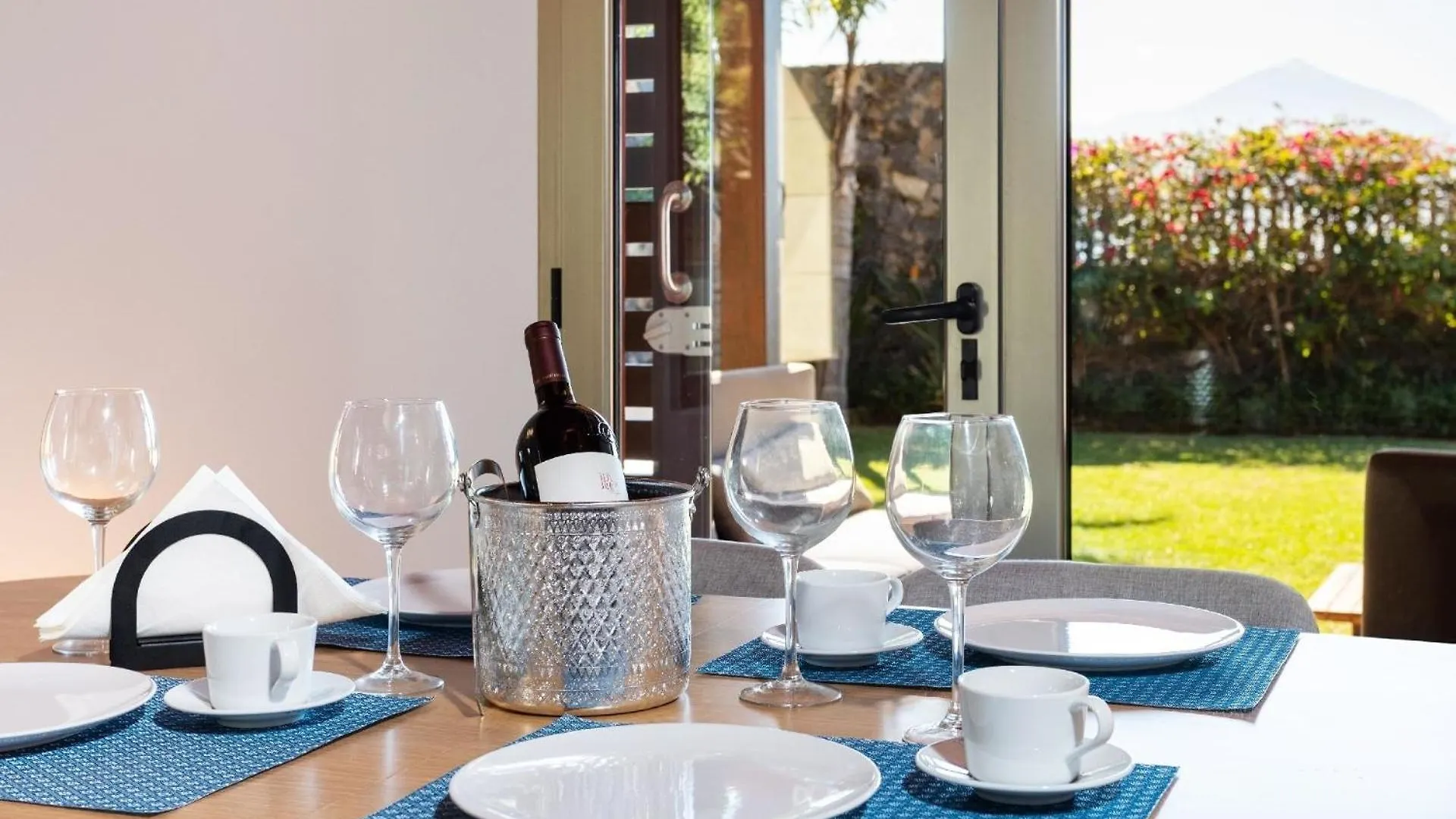 Ferienhaus Fuer 3 Personen Und 1 Kind In Juan Fernandez, Teneriffa Nordkueste Von Teneriffa El Pris Casa de Férias